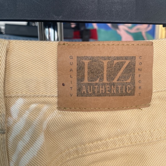 LIZ | Custom Denim Jeans - Picture 7 of 7